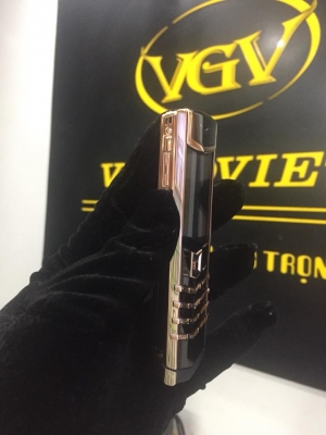 Vertu Signature Black Gold VT02
